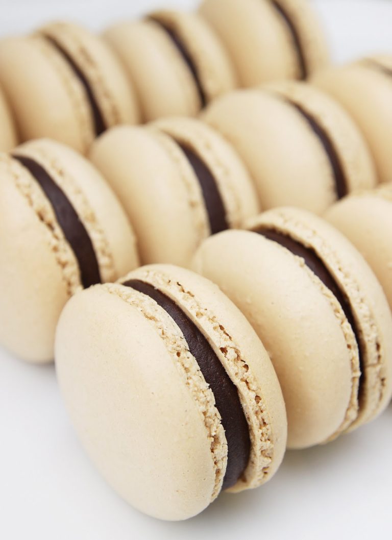 Macarons cafe chocolat