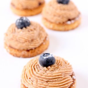 traou mad aux myrtilles et creme de marrons 669x1024 1
